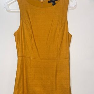 Dress. Size Small, great condition.